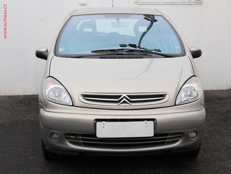 Citroën Xsara Picasso (2002) 1.8i - fotka 2 z 3
