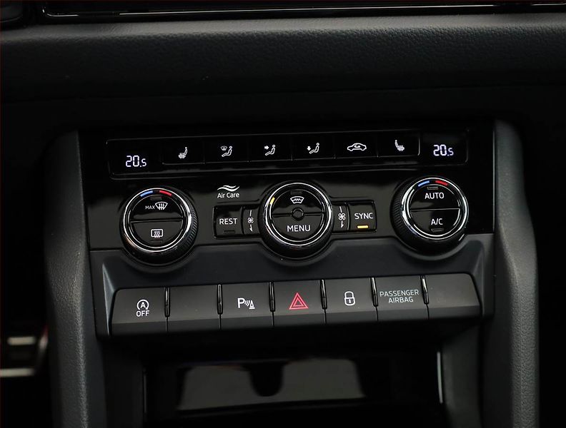 Škoda Kodiaq (2022) Sportline 1.5 TSI, digi klima - fotka 12 z 19