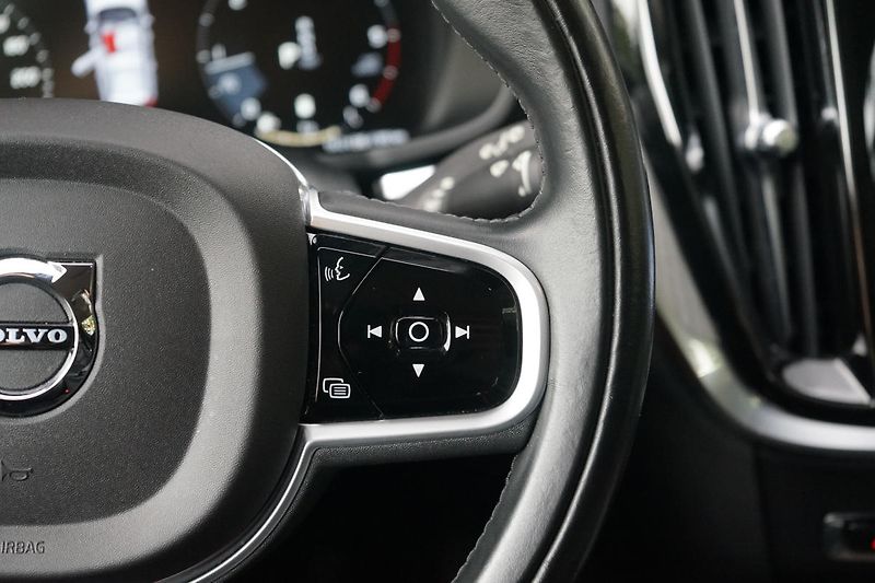 Volvo V60 CC B4 diesel Kůže 360 H/K NezT - fotka 22 z 35