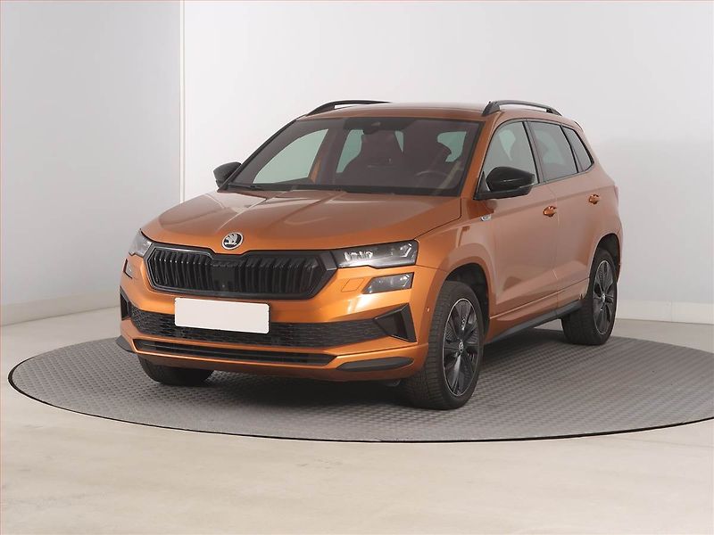Škoda Karoq (2024) Sportline 1.5 TSI - fotka 2 z 19