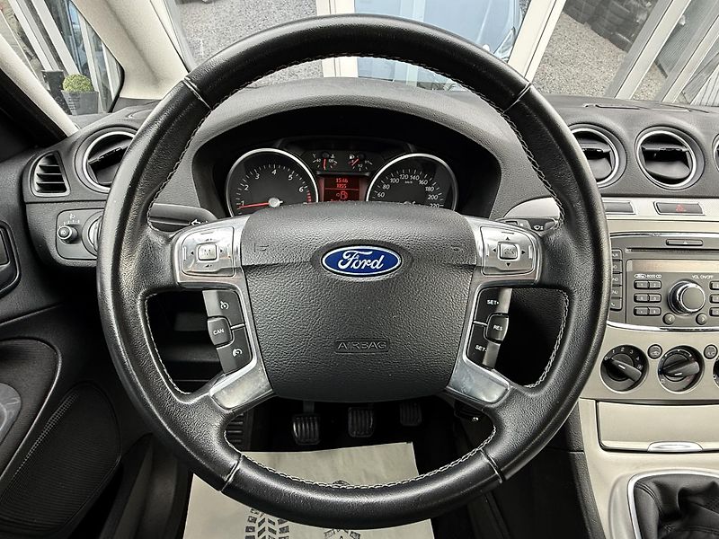 Ford S-MAX 1,6 SCTi AKCE ! - fotka 22 z 27