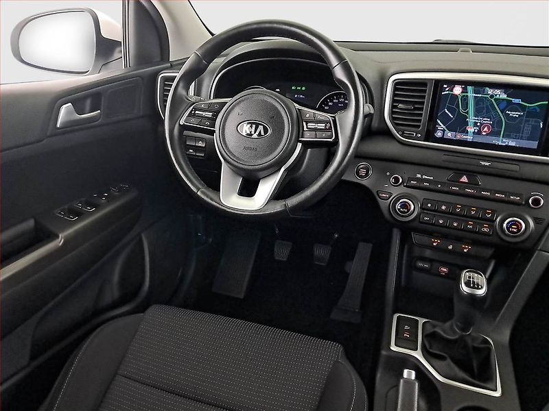 Kia Sportage (2021) 1.6 T-GDI - fotka 7 z 22