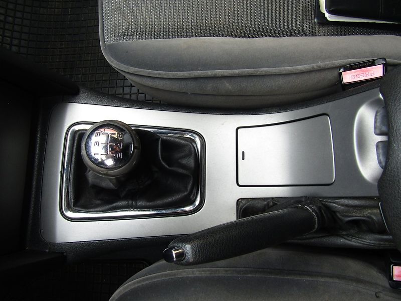 Peugeot 407 (2005) 1.8 16V 85kW BEZ KOROZE - fotka 30 z 31