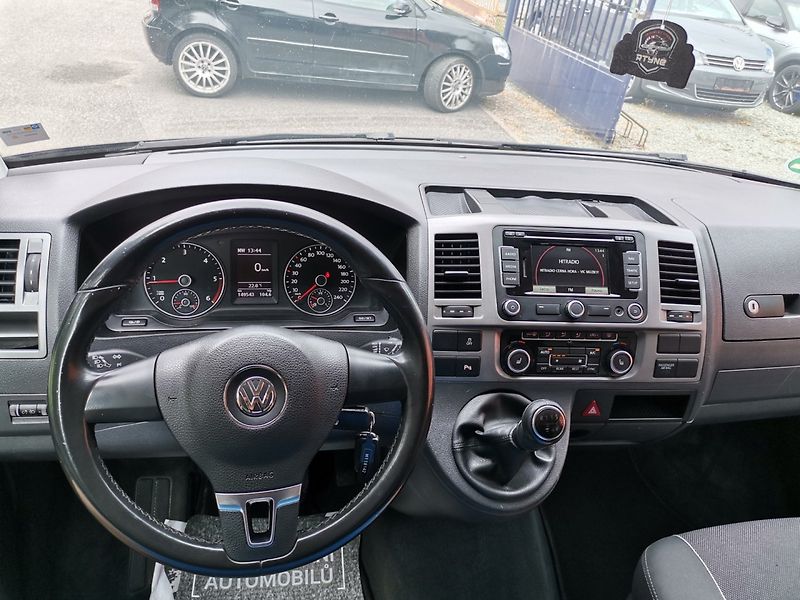 Volkswagen Multivan (2014) 2.0TDi 103kw 7m. NAVI PDC TZ - fotka 10 z 30