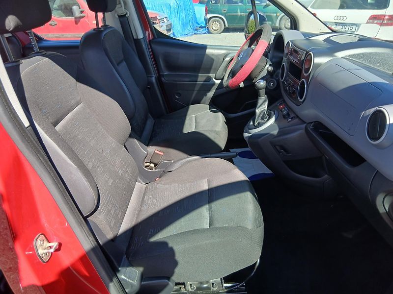 Citroën Berlingo 1.6 HDI, ALU - fotka 24 z 31