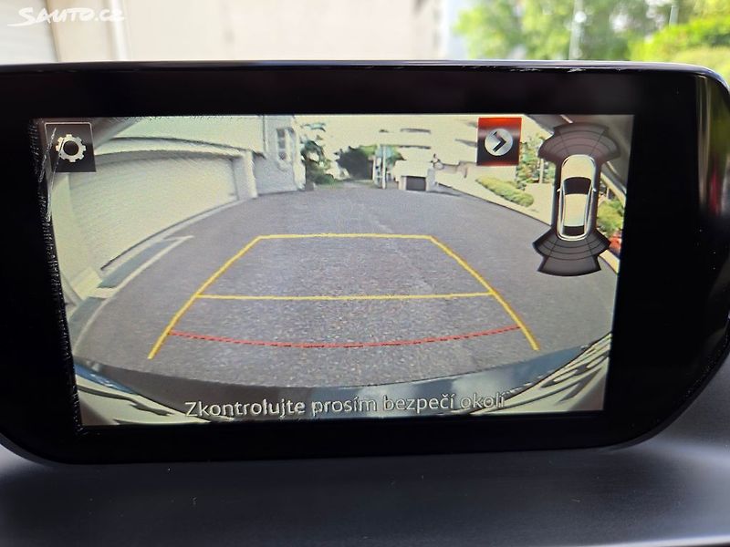 Mazda 6 (2015) 2.2D Aut.4x4 - 2.maj nové ČR - fotka 28 z 42