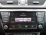 Škoda Superb (2016) 2.0 TDi, Style, TZ, navi - náhled 18