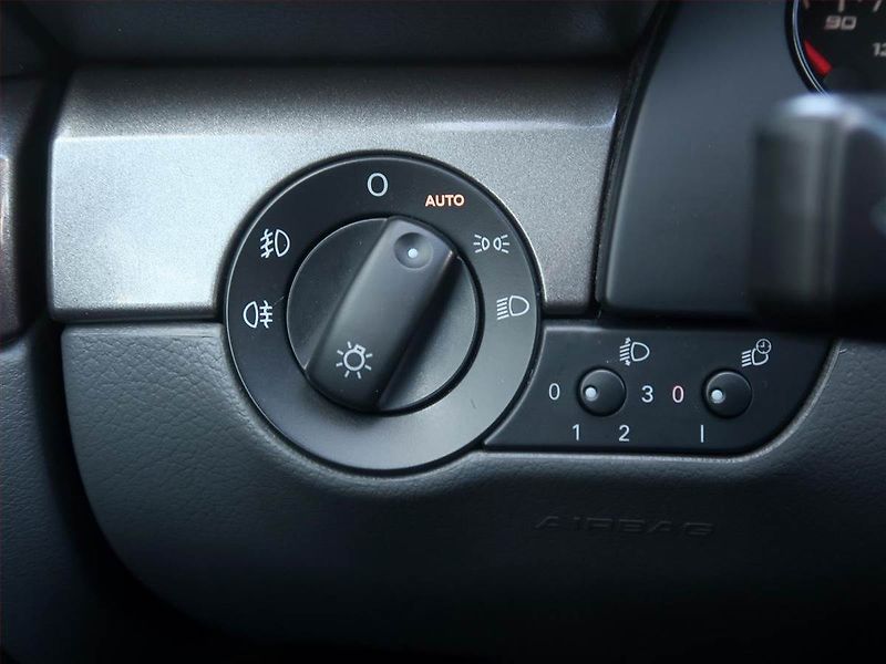 Seat Exeo (2011) 2.0 TDI, Serv.kniha, Tempomat - fotka 15 z 16