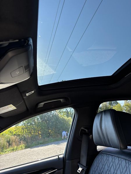 BMW Řada 5 (2019) BMW 520 xd - fotka 12 z 15
