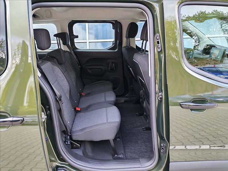 Peugeot Rifter (2026) 1.5 LONG ALLURE BlueHDi 130 S& - fotka 5 z 16