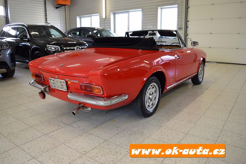 Fiat 124 Spider 1.6 SPORT SPIDER rv 1969 - fotka 9 z 50
