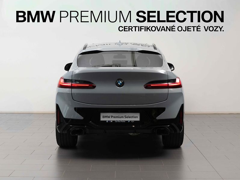 BMW X4 M40i - fotka 4 z 23