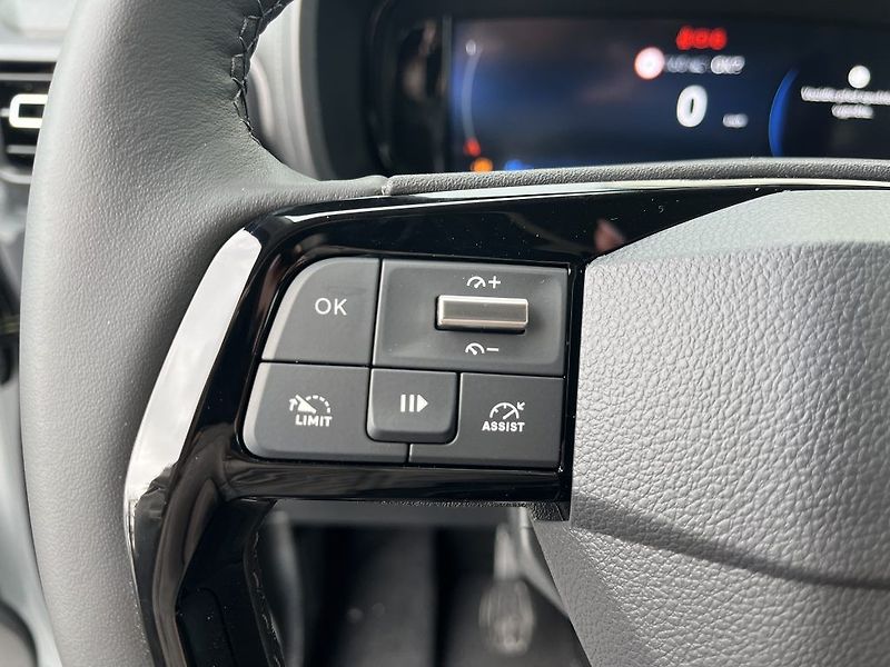 Toyota ProAce City Verso 1.5L D Family - fotka 16 z 32