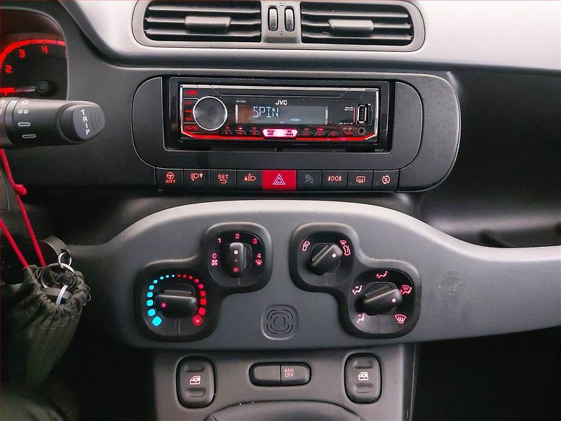Fiat Panda (2023) 1.0 FireFly, Serv.kniha, Kůže - fotka 12 z 17