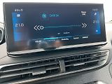Peugeot 5008 (2021) 1.2PT 96kW! Allure! Tažné! LED - náhled 31