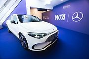 Mercedes-Benz letos odstartoval novou éru jako globální partner ženského tenisu (WTA). Své ambice v tomto sportu nyní potvrzuje i v České republice, kde v rámci ostravského turnaje představuje dvě klíčové novinky: novou generaci modelů GLB a GLC.