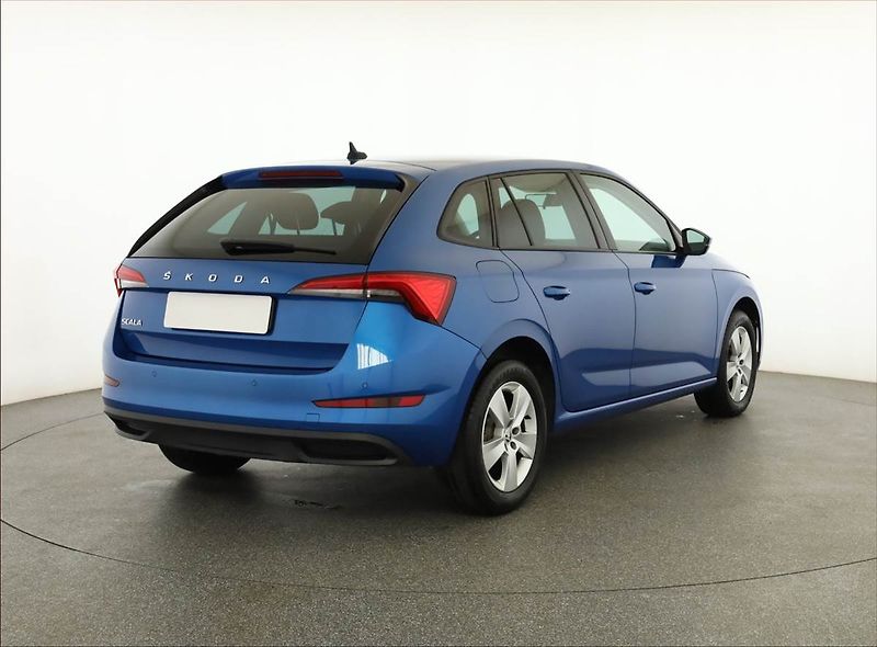 Škoda Scala (2021) Ambition 1.0 TSI, ČR,1.maj - fotka 5 z 19