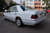 Mercedes-Benz 124 W124 320 E Sedan (1993) - náhled 19