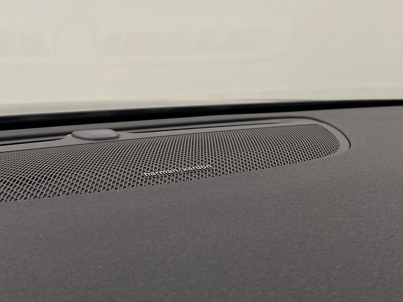 Volvo V90 B4 MOMENTUM AUT  - fotka 29 z 45