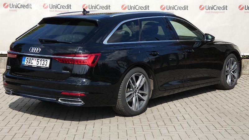 Audi A6 40 TDI quattro S tronic Avant - fotka 3 z 28