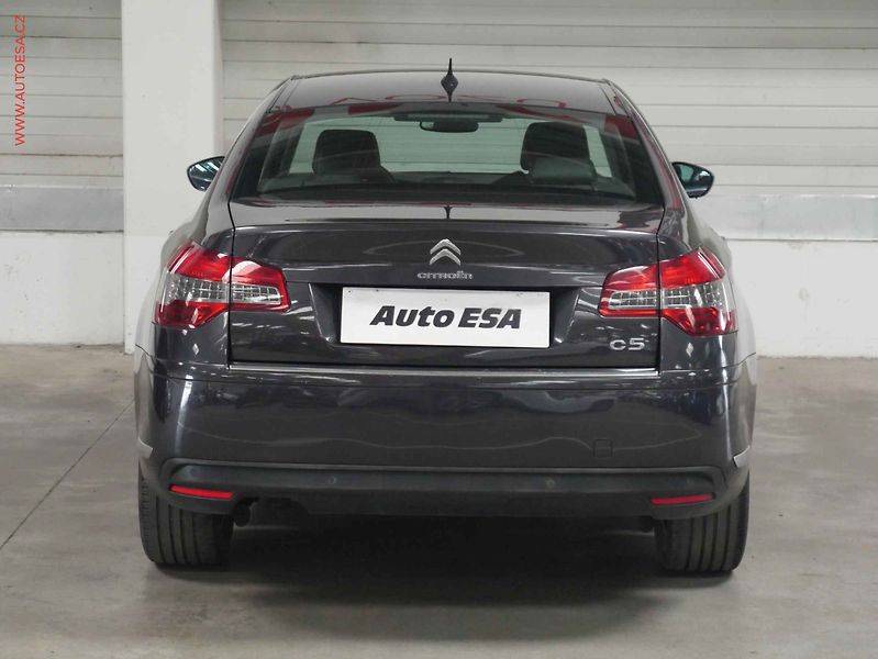 Citroën C5 (2012) 2.0 HDi, Exclusive - fotka 5 z 21