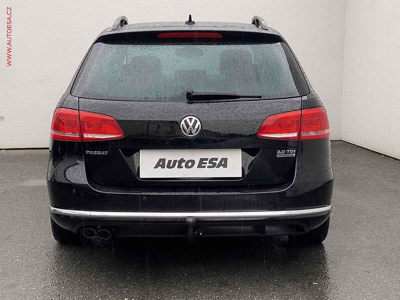 Volkswagen Passat (2011) 2.0TDi, Comfortline, TZ, - fotka 5 z 18
