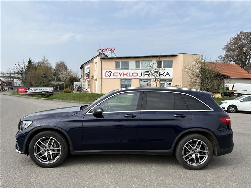 Mercedes-Benz GLC 2,0 250i 155kW 4M,AMG,Led,Navi - fotka 38 z 40