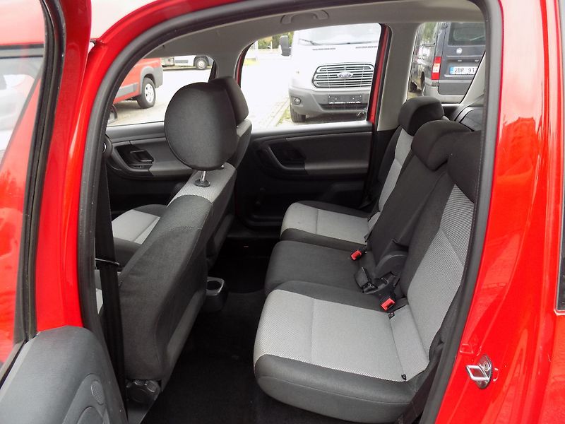 Škoda Roomster 1,2 TSI 63 KW ACTIVE, KLIMA - fotka 24 z 56