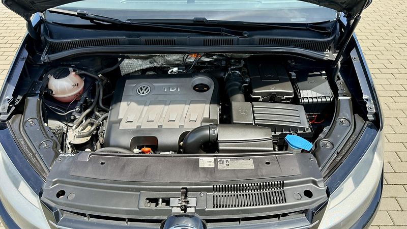 Volkswagen Sharan (2012) 2.0TDi*103kW*7MÍST*BLUE-MOTION - fotka 21 z 26