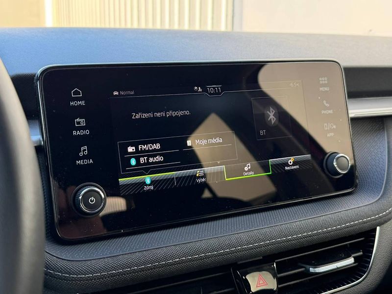 Škoda Fabia Top Selection 1,0 TSI 70 kW 5° - fotka 16 z 33