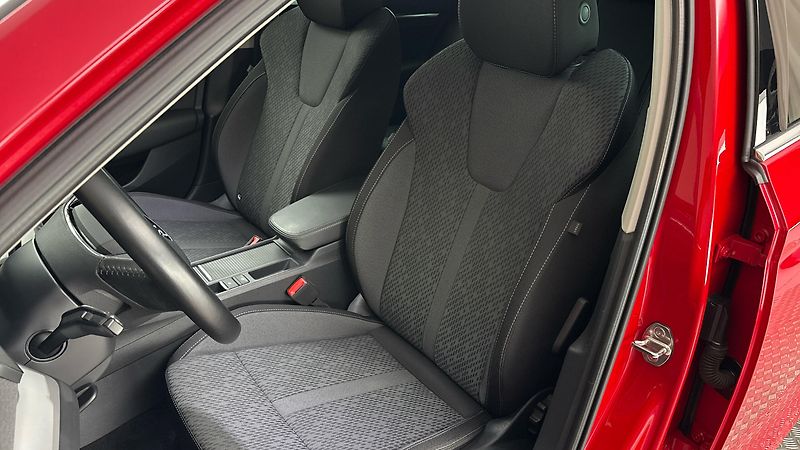 Škoda Octavia 1.5 TSI Style Combi - fotka 15 z 26