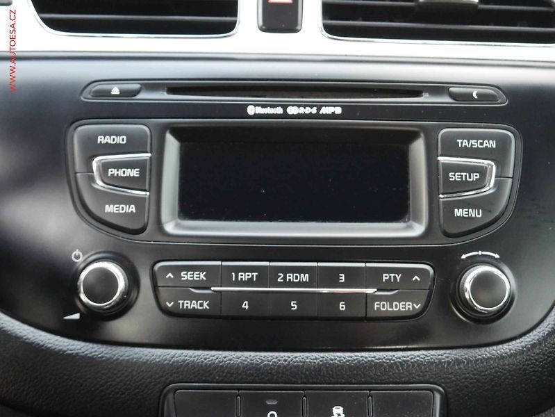 Kia Ceed (2014) 1.6 CRDi, AC, temp - fotka 12 z 17