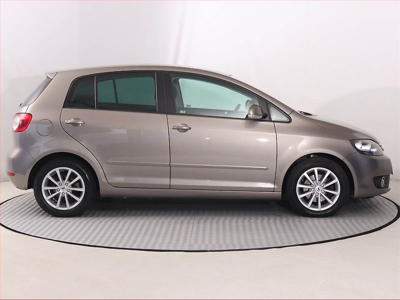 Volkswagen Golf Plus (2009) 2.0 TDI, Serv.kniha, Tempomat - fotka 6 z 16