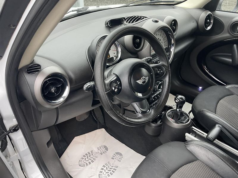 Mini Countryman 2.0SD 110PS COOPER D AUTOMAT!! - fotka 104 z 192