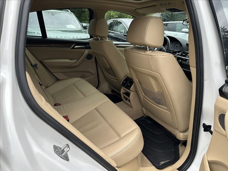 BMW X4 20d Xdrive Sport - fotka 26 z 31