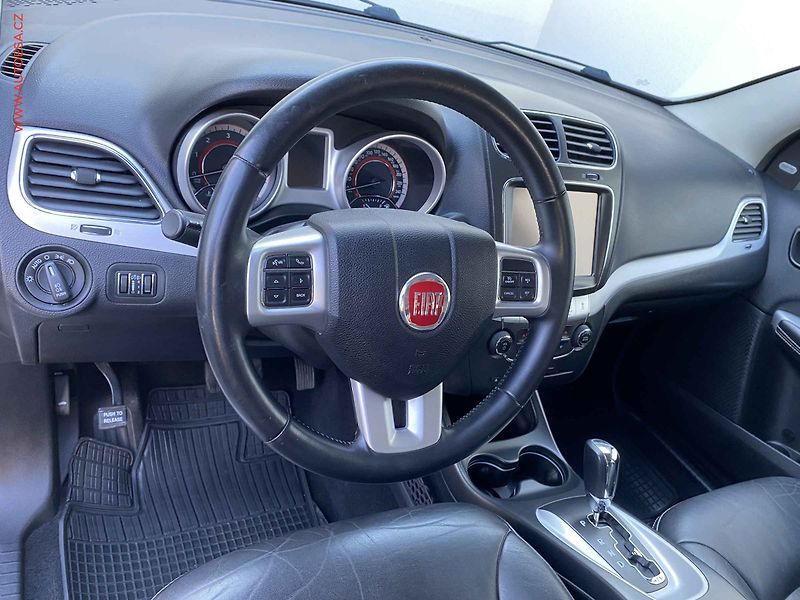 Fiat Freemont (2014) 2.0 JTD AWD, Lounge, AT - fotka 14 z 22