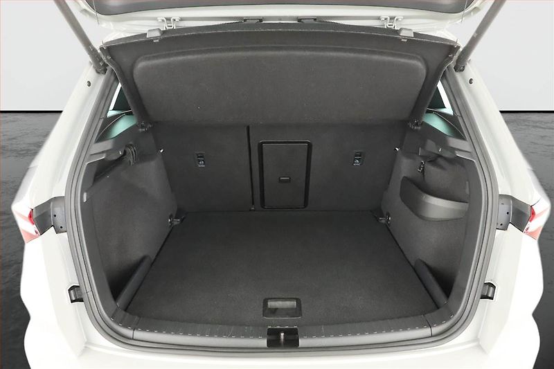 Škoda Karoq (2023) Sportline 1.5 TSI - fotka 11 z 19