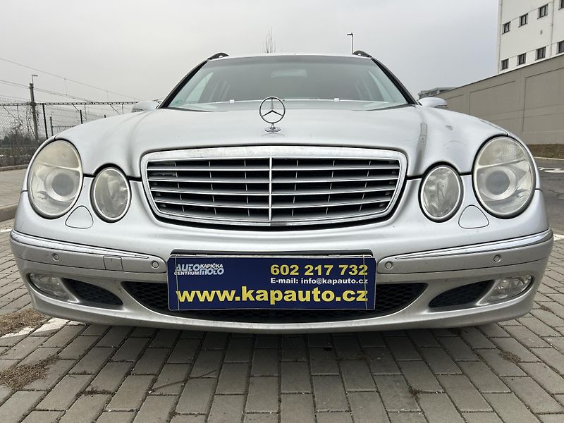 Mercedes-Benz Třídy E E 220 CDI Elegance - fotka 2 z 35