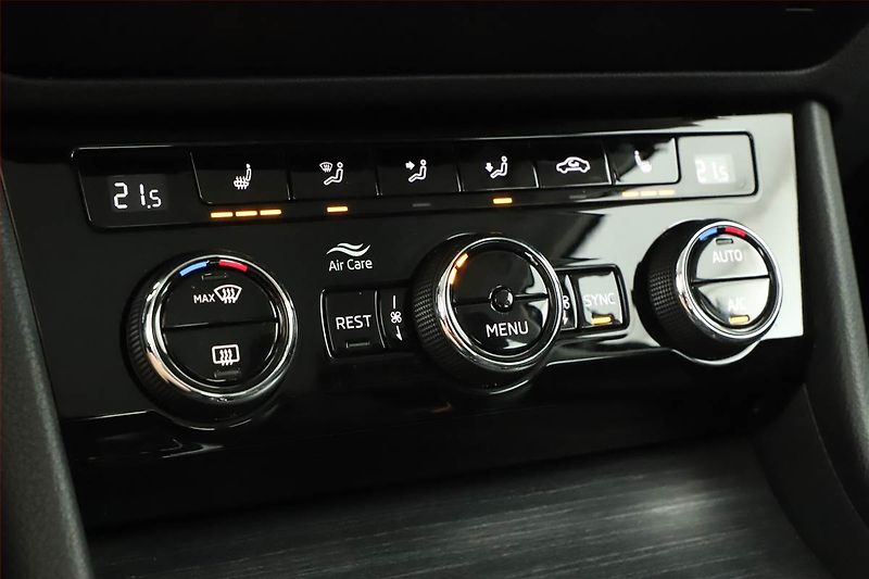 Škoda Superb (2020) Style 2.0 TDI - fotka 17 z 20