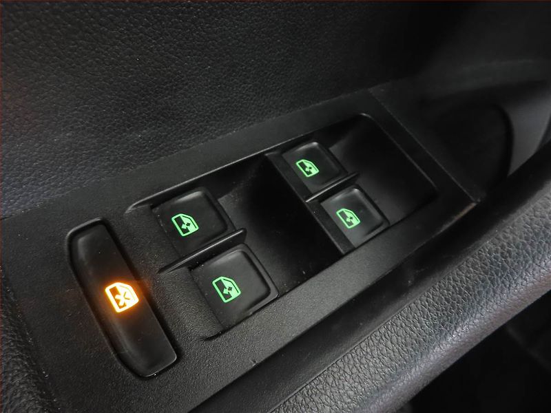 Škoda Octavia (2017) RS 2.0 TDI, Automat, Navi - fotka 15 z 15