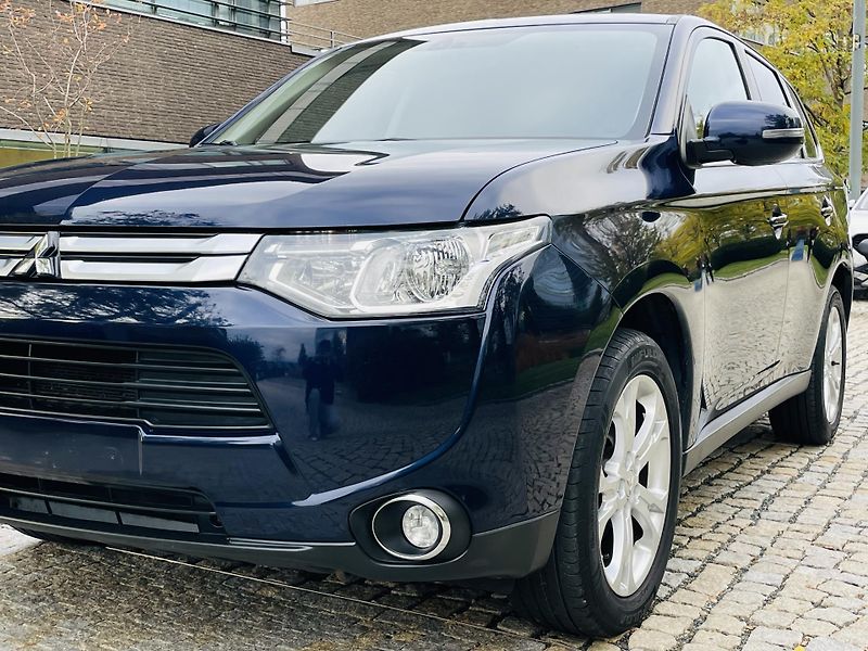 Mitsubishi Outlander 2.0i MANUÁL 1.MAJITEL TAŽNÉ - fotka 43 z 44