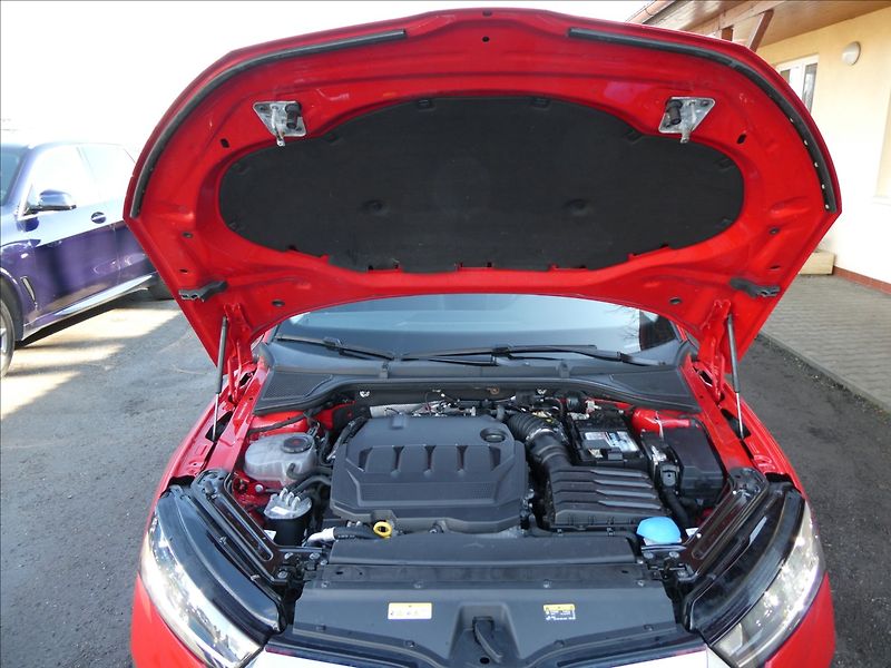 Škoda Octavia 2,0 TDI 110kW DSG Ambition,DPH - fotka 35 z 39