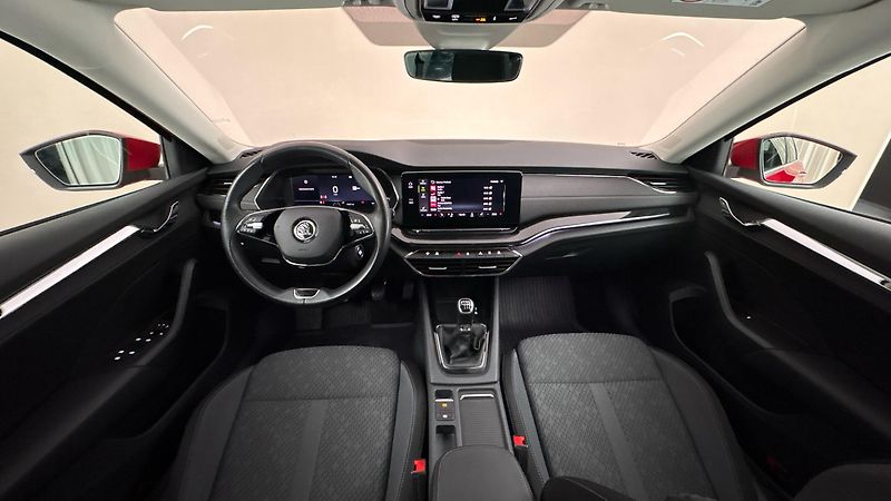 Škoda Octavia 2.0 TDI Style - fotka 8 z 27