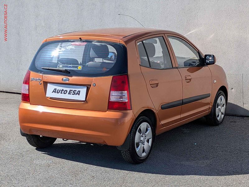 Kia Picanto (2006) 1.0i, ČR - fotka 6 z 11