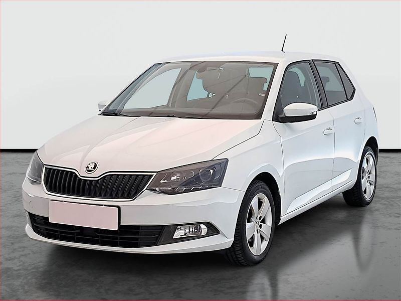 Škoda Fabia (2015) 1.2 TSI, Park. senzory - fotka 2 z 16