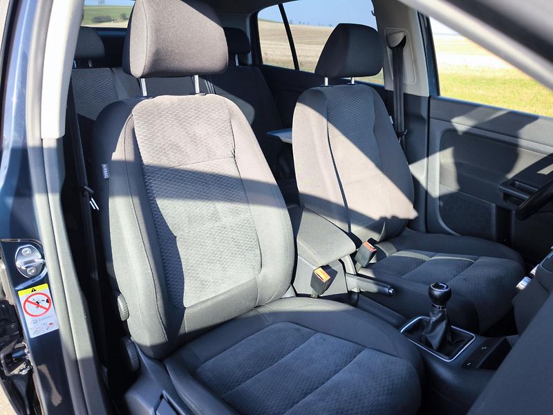 Volkswagen Golf Plus VI 1,6MPI 75kW SERVISKA 1MAJ. - fotka 21 z 55