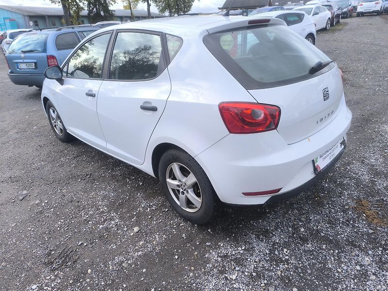 Seat Ibiza KRÁSNÁ,145KM,1.MAJITEL - fotka 5 z 16