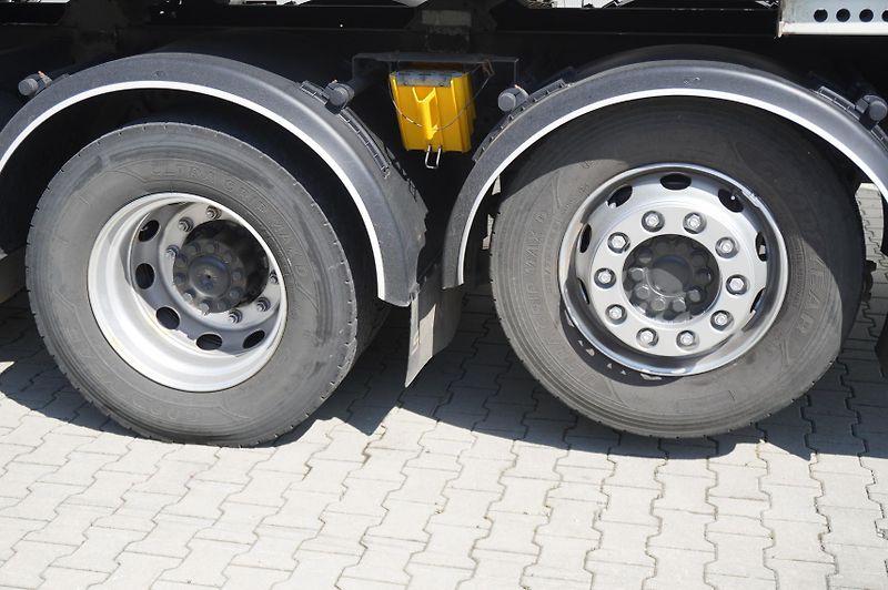 Mercedes-Benz Actros (2018) 2540 6×2 / 90 tho.km!/ 5-seats - fotka 8 z 22