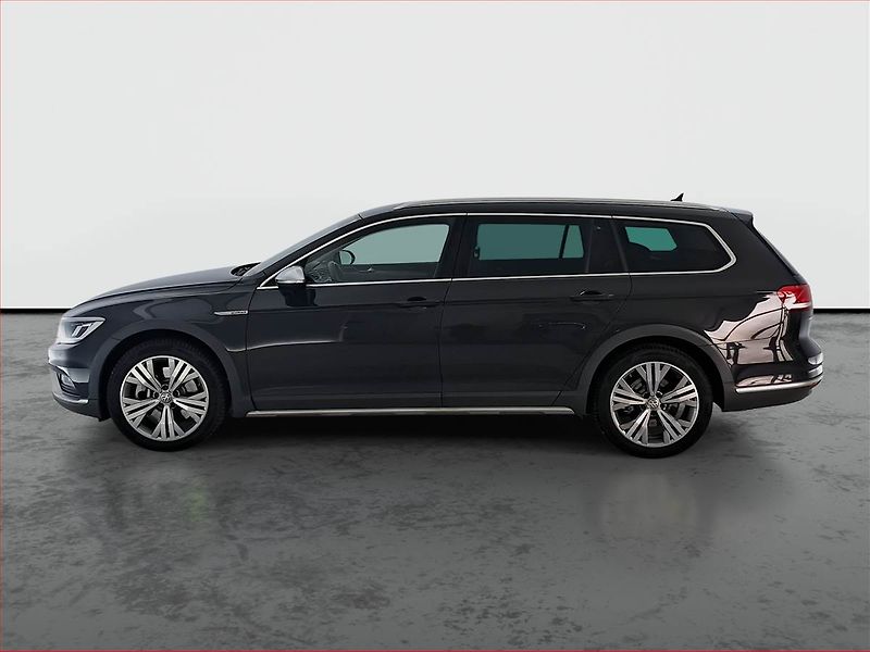 Volkswagen Passat (2018) Alltrack 2.0 BiTDI, 4X4 - fotka 3 z 18