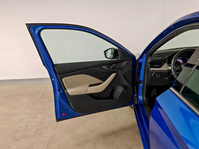 Škoda Scala (2019) 1.5 TSI 110 kW DSG Style - fotka 19 z 29